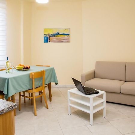 Mariarita Apartment Alghero Bagian luar foto